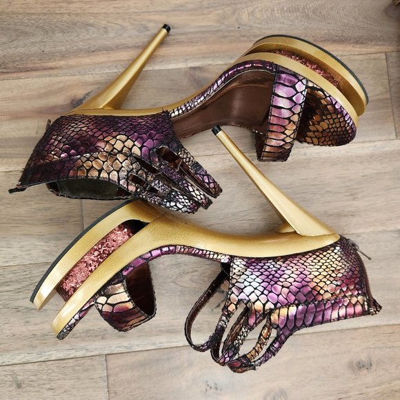 Gold & Purple Metallic Snake Pattern Platform Stiletto Sandal, Size 10 - Picture 1 of 4